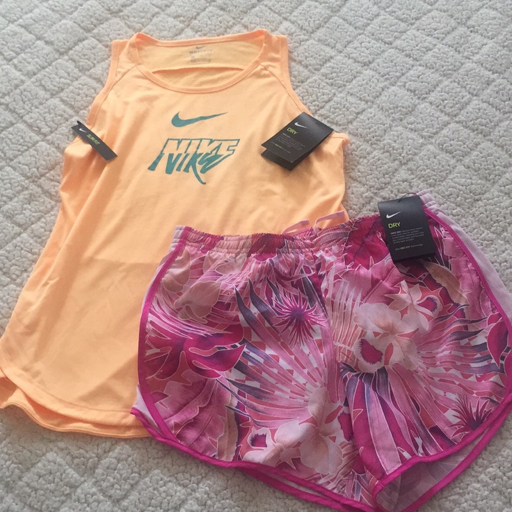 Nike Girls (XL) Outfit